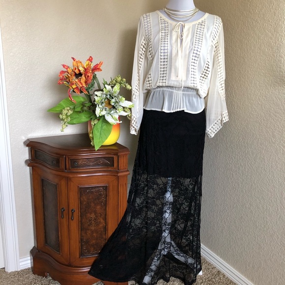 Ultra Flirt Black Lace Maxi Skirt - Picture 2 of 7